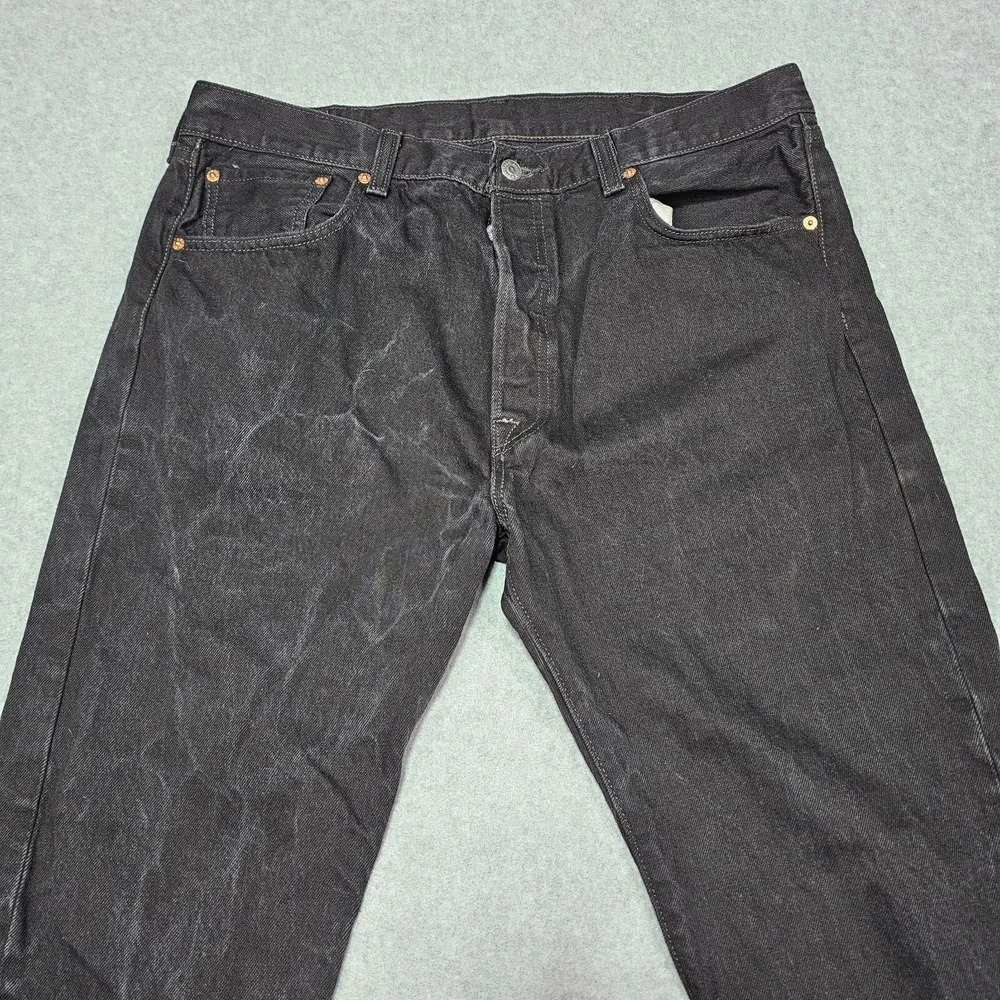 Levis 501 Jeans Mens 38x30 Original Fit Straight Leg Button Fly Black Denim‎